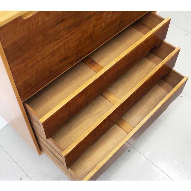 Mid-Century Unit Hilleplan J Cherry Bureau by Robin Day for Hille, 1950s For Sale - Image 4 of 11