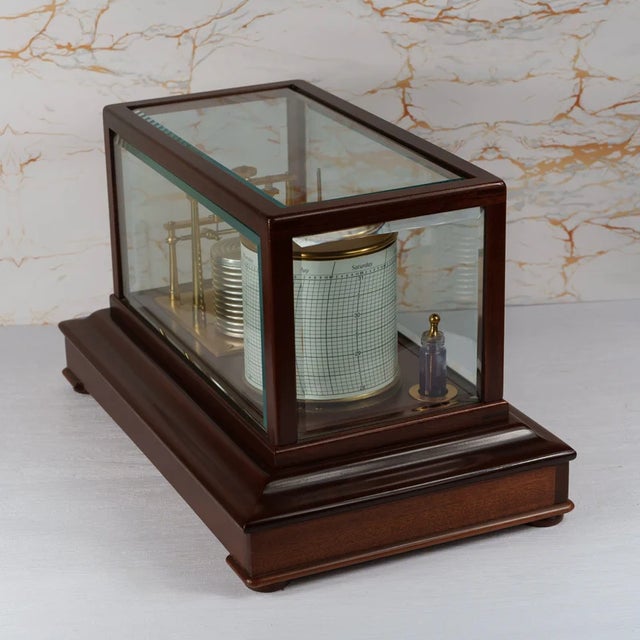 Brown Mid 20th Century Short & Mason Barograph No. C2663 With Provenance Plaque For Sale - Image 8 of 11