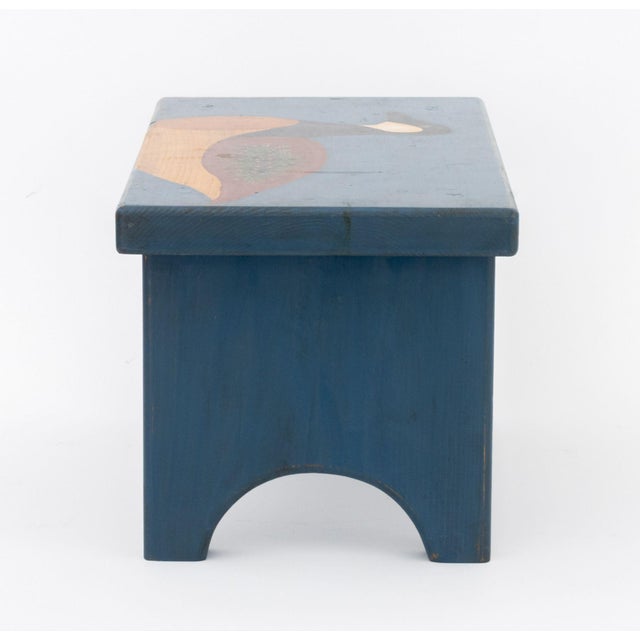 American Folk Art Goose and Floral Motifs Polychrome Painted Pine Footstool For Sale In New York - Image 6 of 9