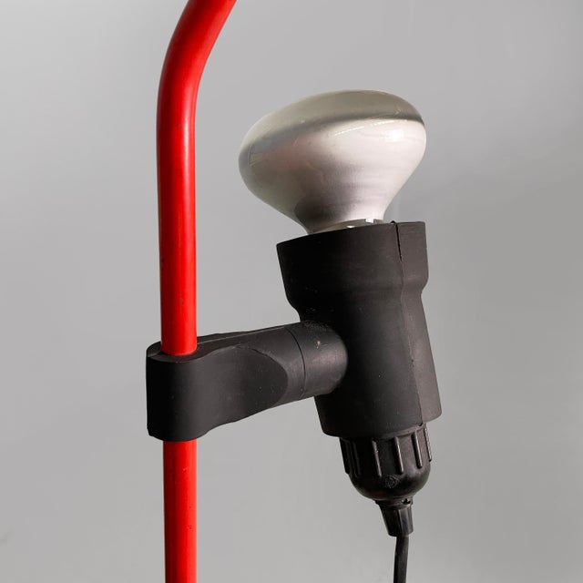 Italian Red Floor-to-Ceiling Lamp Parentesi by Achille Castiglioni and Pio Manzù for Flos, 1970s For Sale - Image 6 of 16