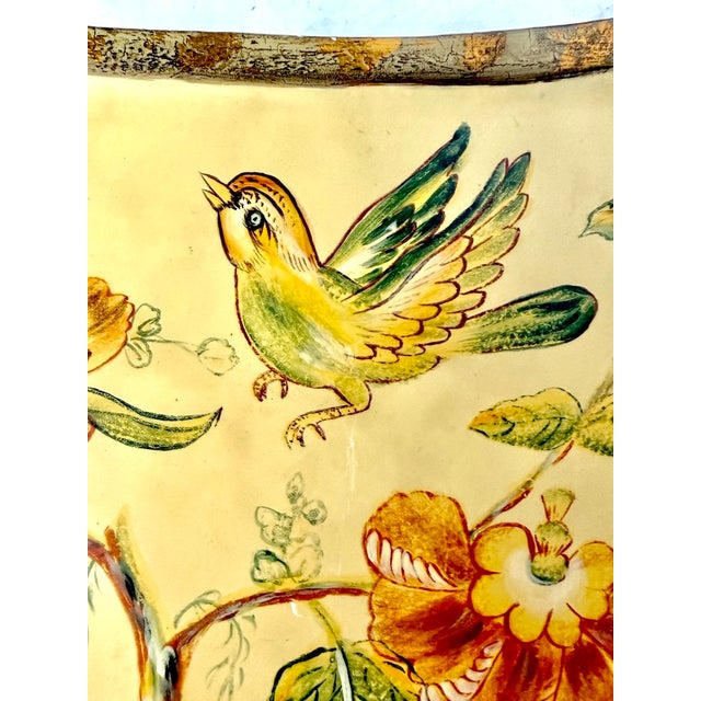 Vintage Hand-Painted Bird & Floral Tole Cachepot For Sale In Atlanta - Image 6 of 14