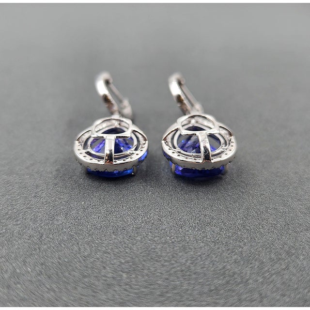 Blue 13.63 Ct Natural Tanzanite & Diamond Earring, Pair For Sale - Image 8 of 8