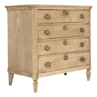 19th Century Netherlands Traditional Tan Wood Chests of Drawers For Sale