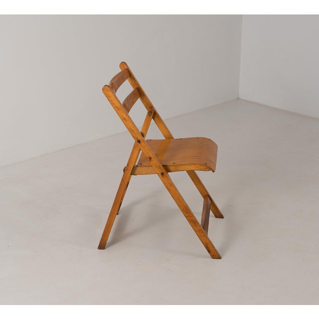 Mid-Century Modern Vintage Italian Folding Chair in Light Wood, 1950s For Sale - Image 3 of 6