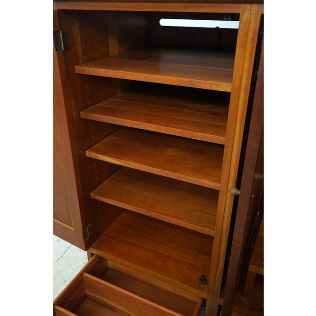 Stickley Arts & Crafts Cherry Tv Cabinet For Sale In Philadelphia - Image 6 of 18