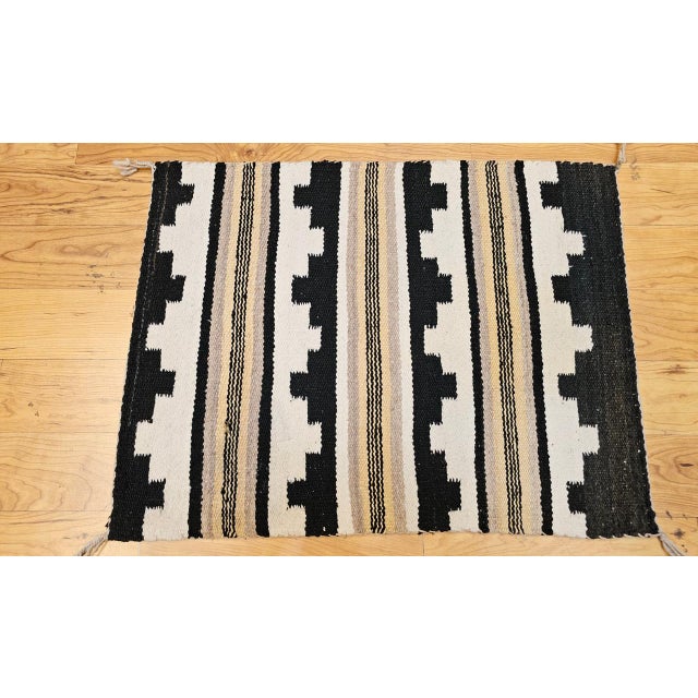 Vintage Navajo Navajo Rug, Canyon Pattern, Native American Wall Art, 2x2 For Sale - Image 9 of 9