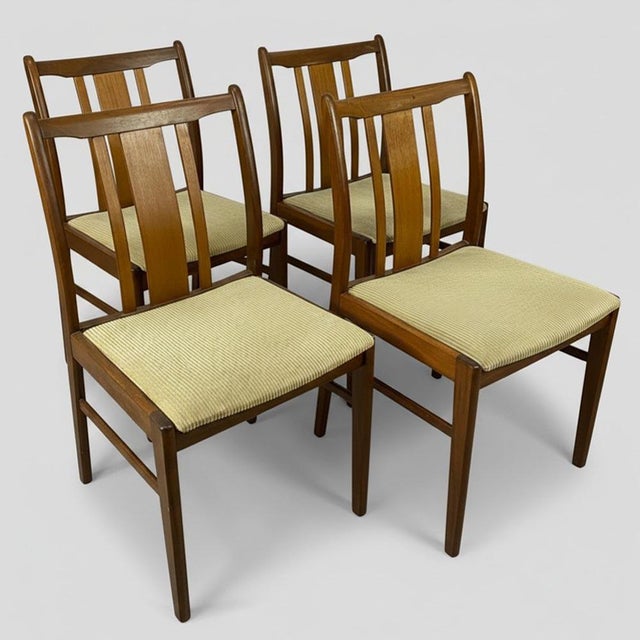 Vintage Nordic Chairs in Fabric, 1970, Set of 4 For Sale - Image 9 of 10