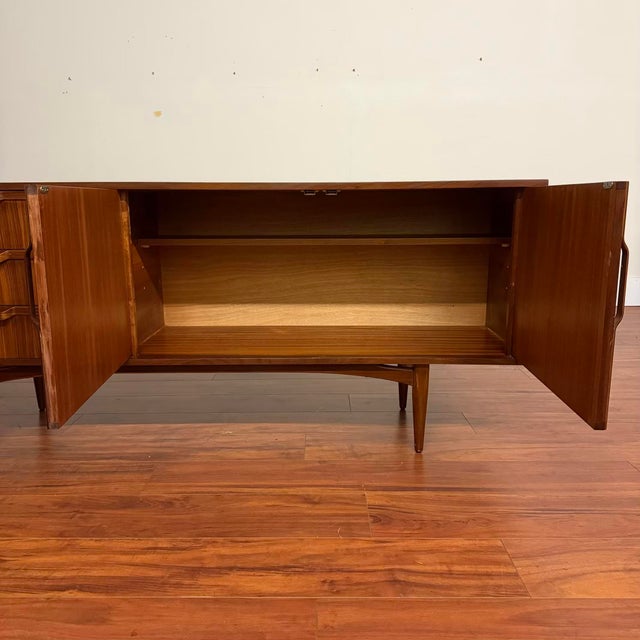 RHF Vintage Mid-Century Sideboard For Sale In Seattle - Image 6 of 16