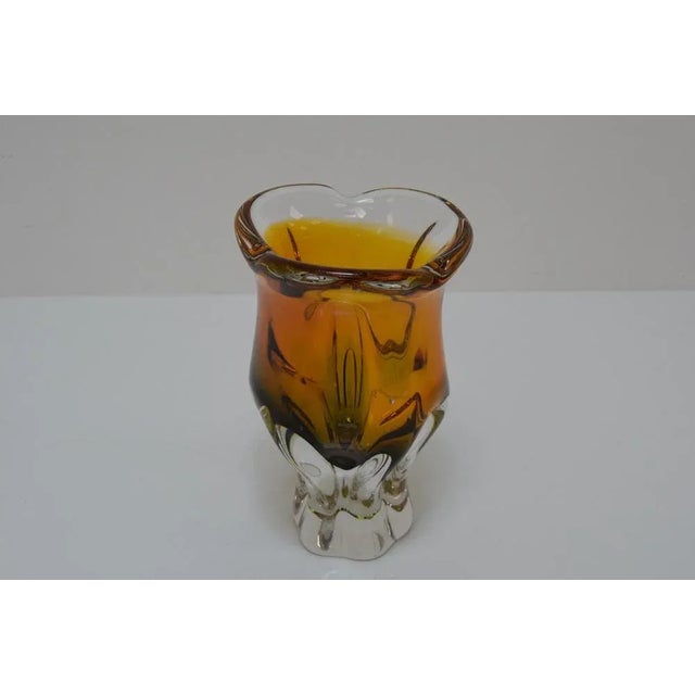 1960s Art Glass Vase attributed to Josef Hospodka for Glasswork Chribska, 1960s For Sale - Image 5 of 11