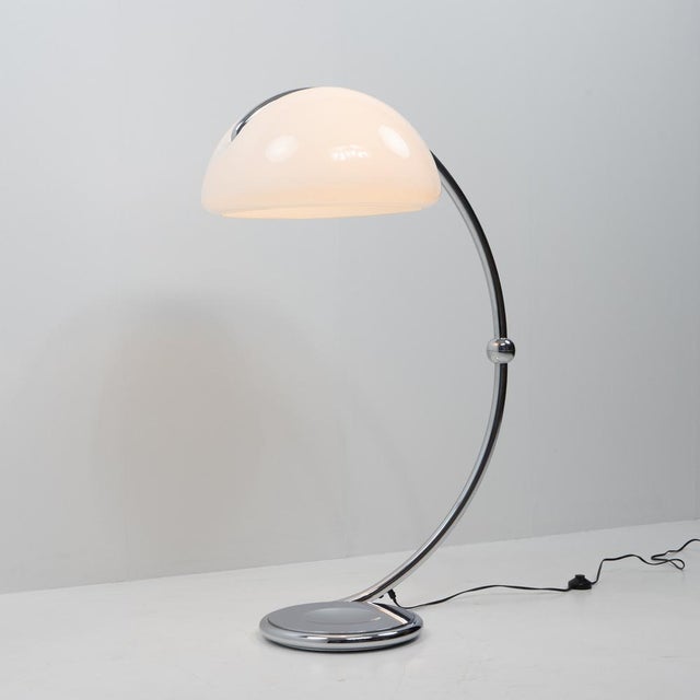 Martinelli Luce Serpente Floor Lamp from Martinelli Luce, Italy, 1970s For Sale - Image 4 of 15