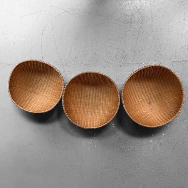 Mid-Century Modern Japanese Shōwa Bamboo Baskets, 1960, Set of 3 For Sale - Image 3 of 13