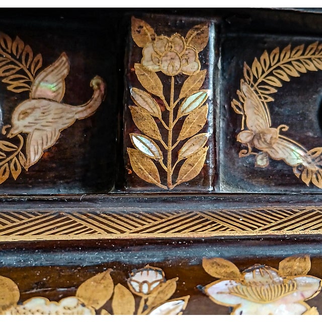 Mid-19th Century Mother-of-Pearl Inlaid Altar Table, Japan, Edo Period For Sale - Image 13 of 15
