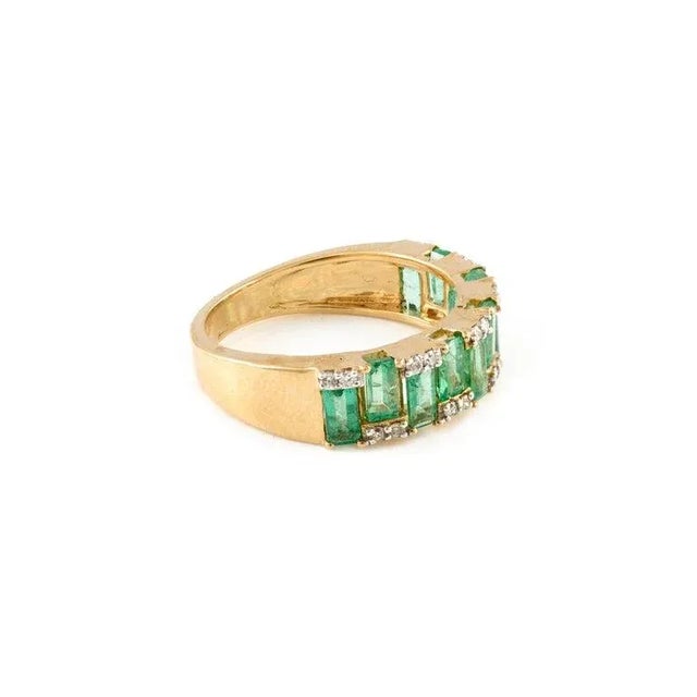 Emerald Engagement Ring With Diamonds 14k Solid Yellow Gold Size 7 (All Sizes Available) For Sale In New York - Image 6 of 7