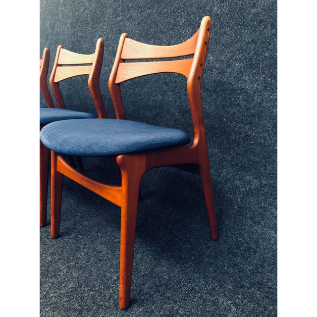 1960s Danish Teak Dining Chairs by Erik Buch for Chr. Christiansen, 1960s, Set of 7 For Sale - Image 5 of 14