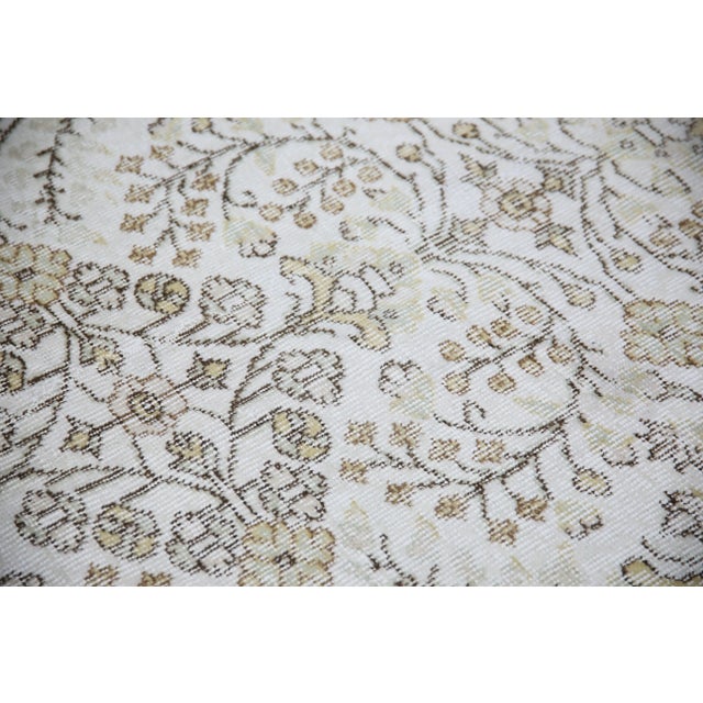 Turkish Vintage Turkish Rug 5'3" x 8'9" For Sale - Image 3 of 7