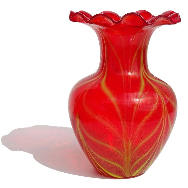 Mid-Century Modern Murano Venetian Vintage Red Yellow Pulled Feather Gold Leaf Italian Art Glass Ruffle Rim Flower Vase For Sale - Image 3 of 10