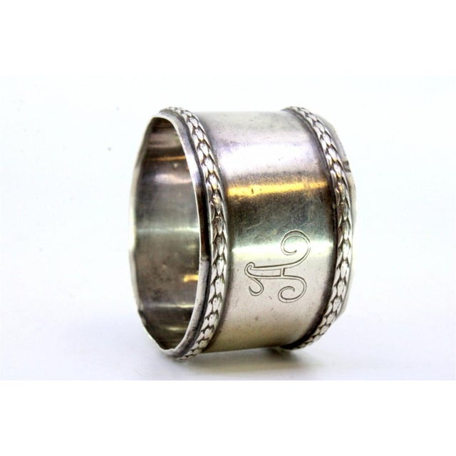 Smooth Silver Napkin Ring For Sale - Image 3 of 6
