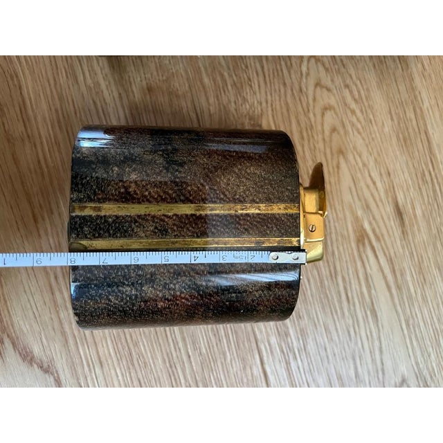 Aldo Tura Ashtray and Lighter in Goatskin Veneer with Brass Elements by Aldo Tura, Set of 2 For Sale - Image 4 of 18