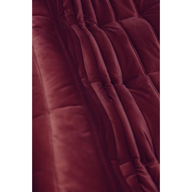 This Togo has been reupholstered with new foam and high-quality new fabric, keeping its inner structure, giving the item...