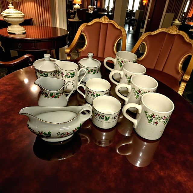 Late 20th Century Gibson Holiday Charm Holly Berry Dinnerware Place Setting for 4 - Set of 33 Pieces For Sale - Image 5 of 17