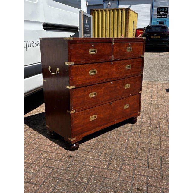Campaign Chest of Drawers in Mahogany For Sale - Image 5 of 14
