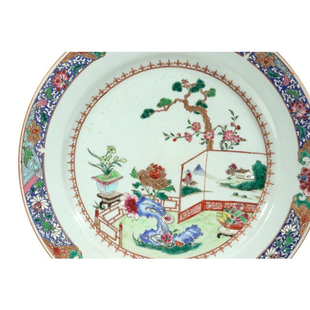 18th-Century Chinese Export Porcelain Famille Rose ‘Garden’ Dishes - a Pair For Sale - Image 10 of 18