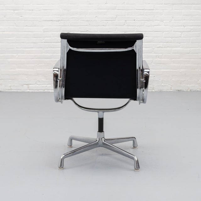 EA208 Soft Pad Chair by Charles & Ray Eames for Herman Miller, 1970s For Sale - Image 11 of 18