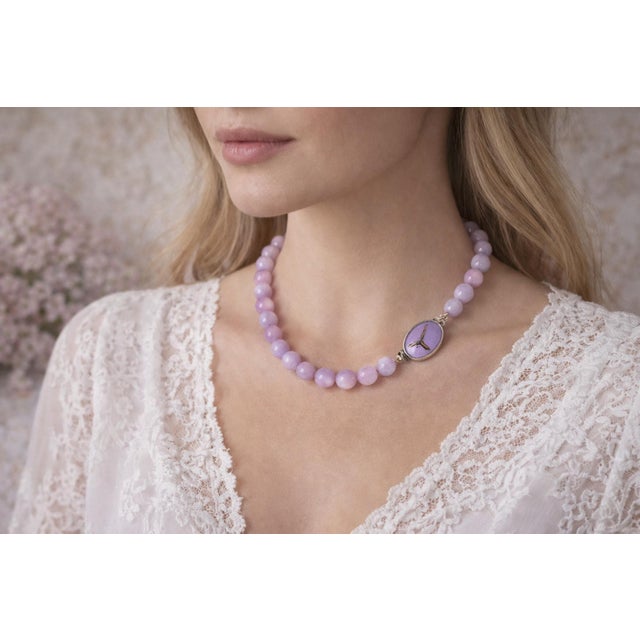 Lavender Chatoyant Kunzite Necklace With Vintage Crystal Clasp For Sale - Image 10 of 10