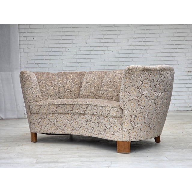 Danish 2-Seater Banana Sofa in Light Green-Gray Furniture Velour, 1970s For Sale - Image 17 of 18