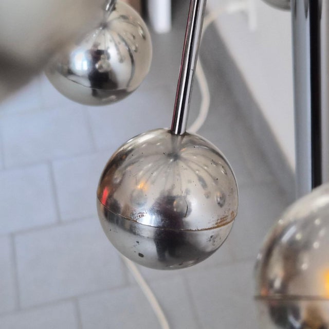 Vintage Sputnik Space Age Floor Lamp in Chrome Metal with Silver Globes, 1970s For Sale - Image 11 of 13