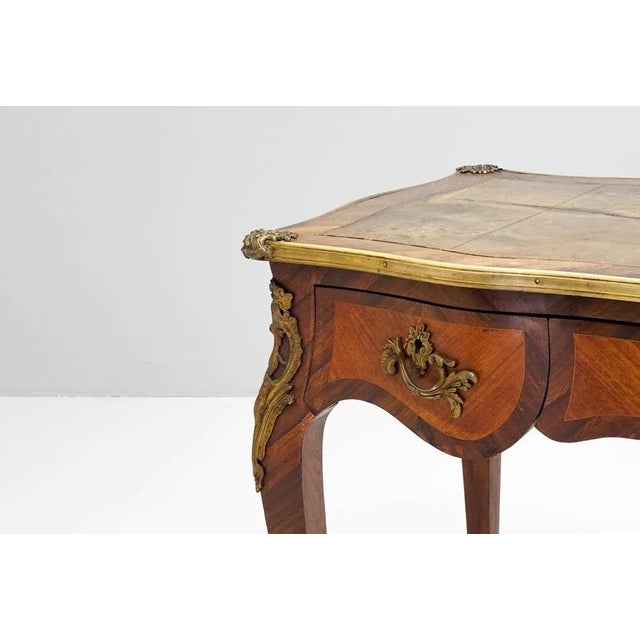 Vintage Wooden Desk, 1940s, in Flawless conditions. Designed 1920 to 1949