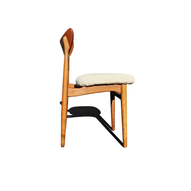 Danish Modern Dining Chairs by Henning Kjaernulf for Soro Stolefabrik - Set of 4 For Sale - Image 11 of 12
