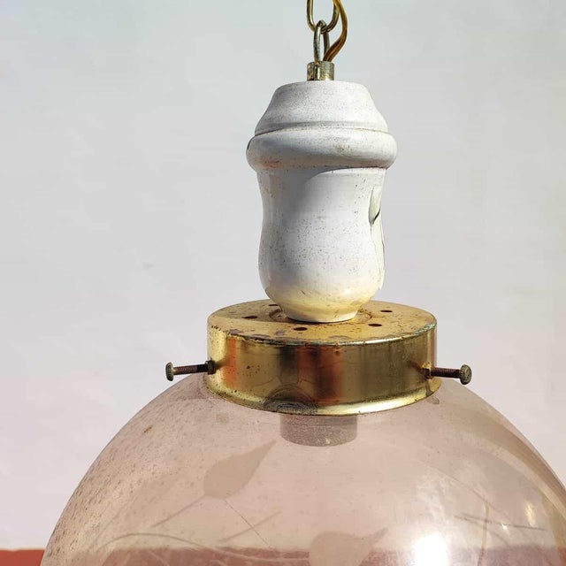 Single Bowl Pendant in Silk-Screened Glass with Leaf Decoration For Sale - Image 3 of 6