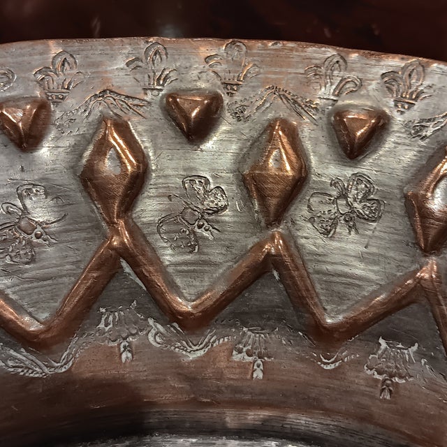 Vintage Egytian Hammered Sculptured Copper Platter/ Bowl With French Fluer- De- Lis and Bee Symbol For Sale - Image 9 of 18