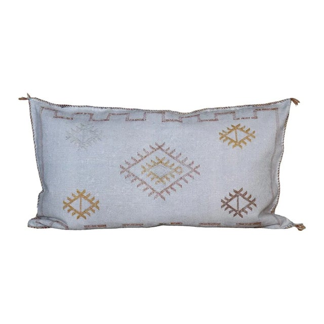 Discover the allure of Moroccan craftsmanship with our white cactus silk Pillows. These Moroccan cactus Pillows are...