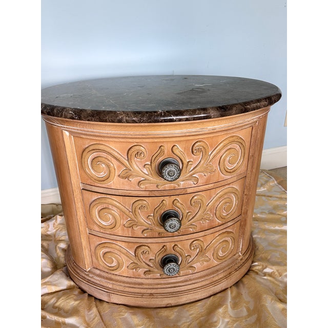 Wood Pair of Vintage Henredon Villandry Collection French Provincial Oval 3-Drawer Nightstands With Marble Tops For Sale - Image 7 of 15