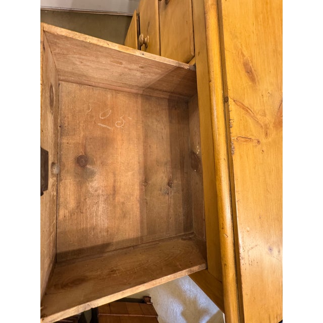 19th Century English Pine Chest of Drawers For Sale - Image 15 of 16
