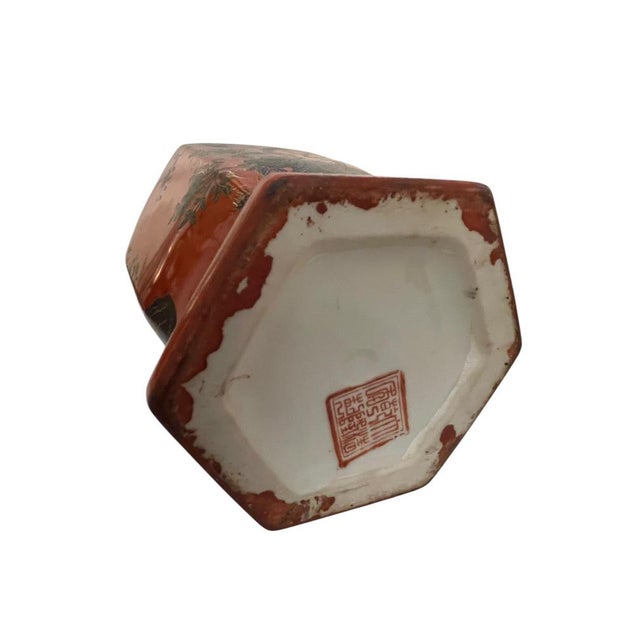 Chinese Hexagonal Vases, 20th Century, Set of 2 For Sale - Image 8 of 9