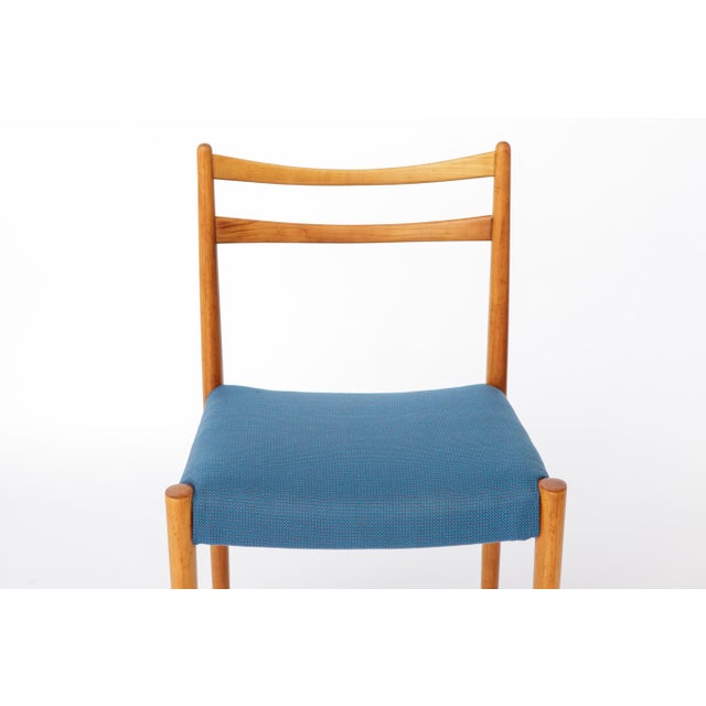 Mid-Century Modern Dining Chair in Beech with Blue Upholstered Seat by Lübke , Germany 1970s For Sale - Image 3 of 12