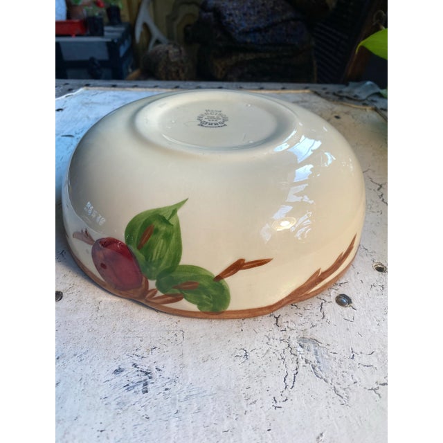 Almond 1980s Franciscan Apple Serving Bowl, Usa For Sale - Image 8 of 11