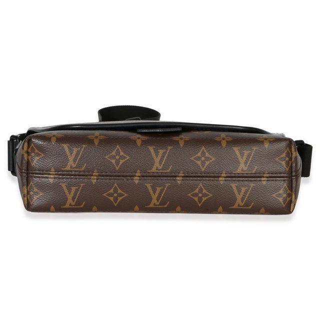 2020s Monogram Macassar Canvas Magnetic Messenger For Sale - Image 5 of 7