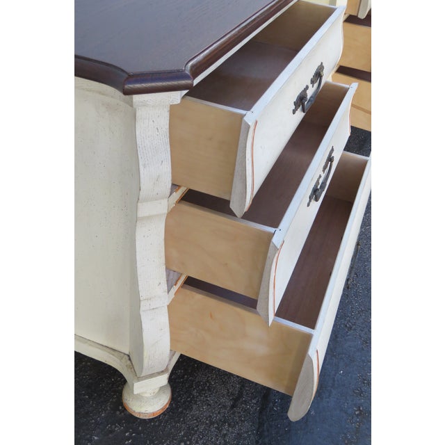 Late 20th Century French Carved Large Bombay Painted 2 Tone Nightstands Bedside Tables a Pair 5822 For Sale - Image 5 of 12