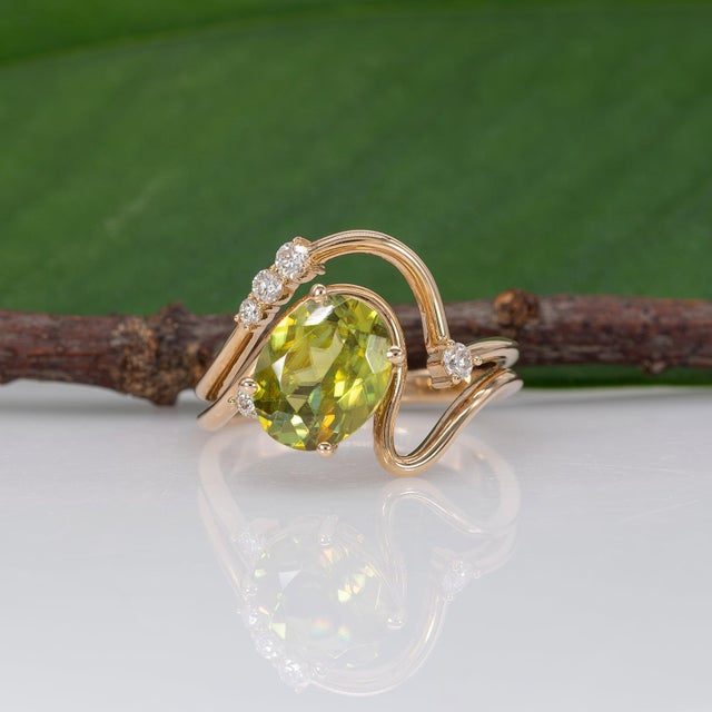 2.6Ct Sphene Ring With Earth-Mined Diamond Accents: Solid 14k Gold, Size 6.75 For Sale In Columbus - Image 6 of 10
