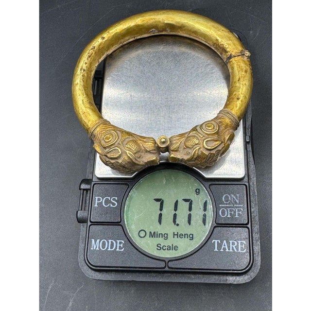 Bochic "Vintage" Solid 18K Gold Lion Bangle, Original, Origin Afghanistan For Sale In New York - Image 6 of 18