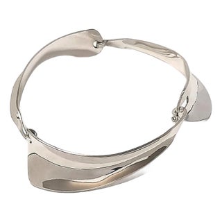 1990s Triple Leaf Silver Bracelet, Gerhard Herbst Studio Bangle, Midcentury Style For Sale