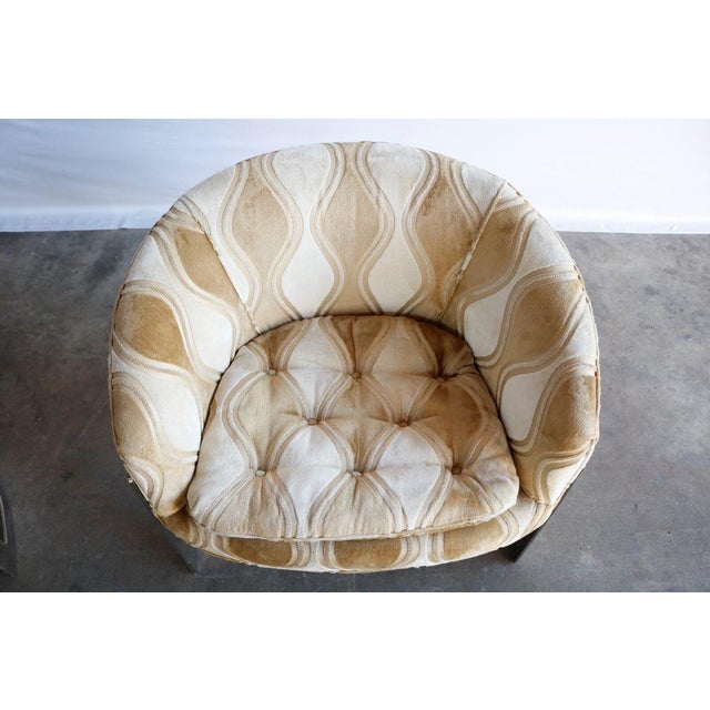 Fantastic floating vintage chrome chairs. Beautiful vintage style gold and cream mod pattern velvet fabric.
