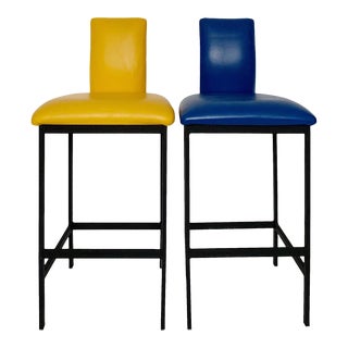 A Pair of Vintage Minson Modern Vinyl Bar Stools For Sale