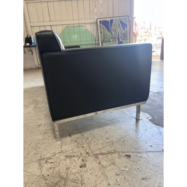 Black Leather and Chrome Theatre Sofa by DWR For Sale In Phoenix - Image 6 of 8
