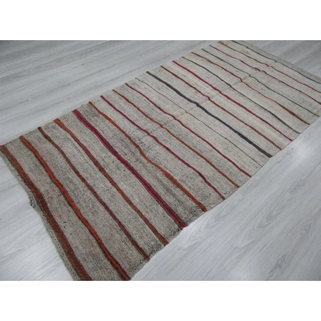 Striped Vintage Turkish Kilim Rug - 4′8″ × 8′10″ For Sale - Image 4 of 6