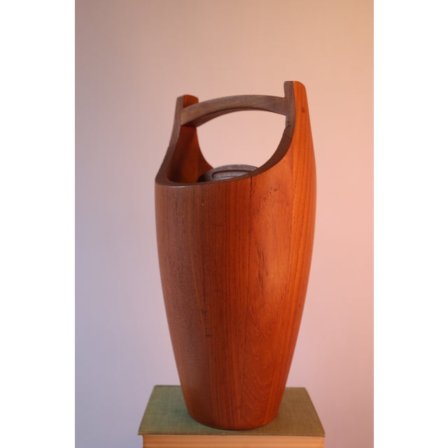 Dansk was founded in the 1950s after entrepreneur Ted Nierenberg and his wife, Martha, discovered Danish sculptor Jens...